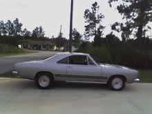 My friend Tim's 68 barracuda 340S. Very nice. Very quick. Ya gotta love that sound!