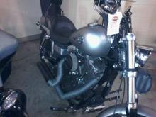 FXDF still at the shop waiting for my redeployment