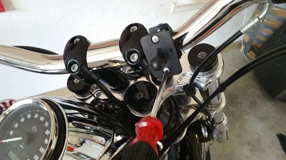 borrowed the mount from my dyna.

http://www.amazon.com/gp/product/B003FMUP14?psc=1&redirect=true&ref_=oh_aui_detailpage_o01_s00