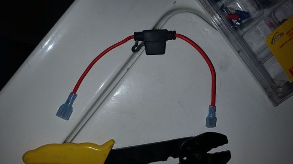 set up fuse to patch into line,  installed.