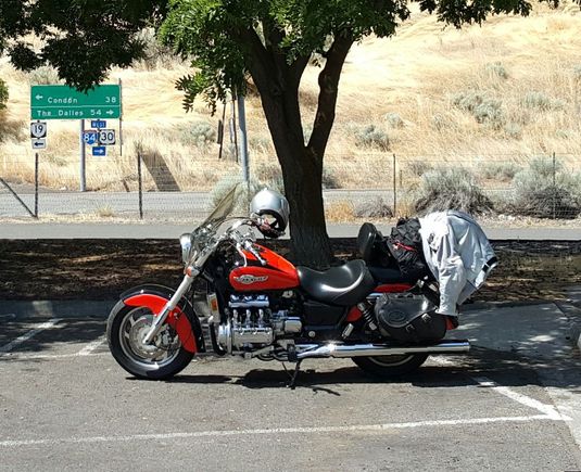 Rest stop along the Columbia River in 2015.