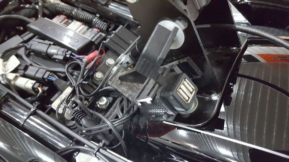 Cover opened for accesd to ports.