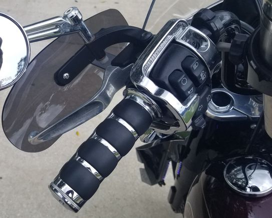 Kuryakyn Iso Grips