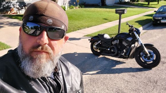 Nice cool morning.  I opted to wear my Dad's leather jacket...its much lighter than mine.
