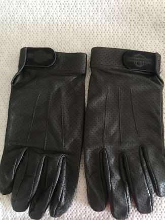 LEATHER PERFORATED GLOVES