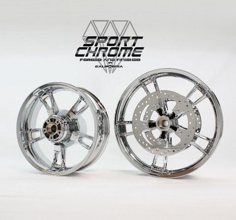 Chrome Harley Enforcer Wheels with Mirror Polished Discs and Chrome Disc Hardware. For 2014-2015 Streetglide and 2015 Roadglides.