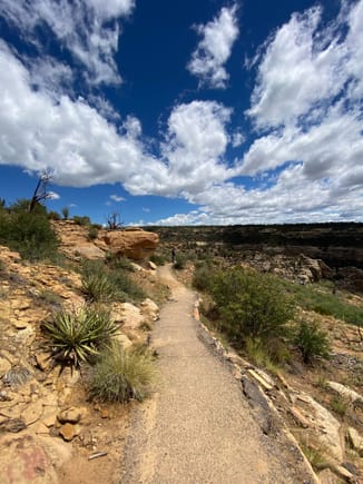 Hiking in Mesa Verde 