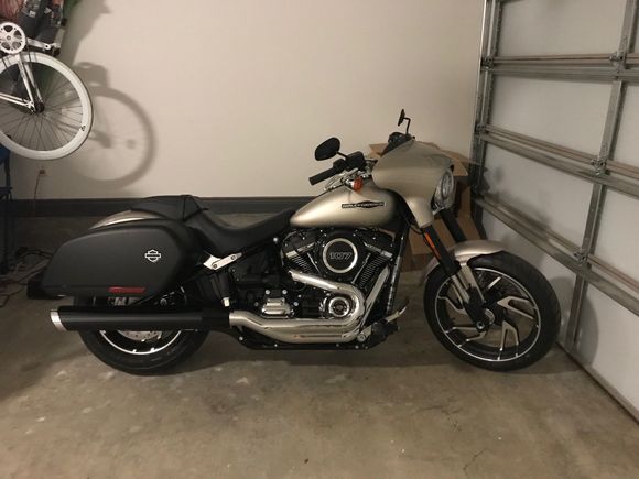 2018 Sport Glide - Silver Fortune
