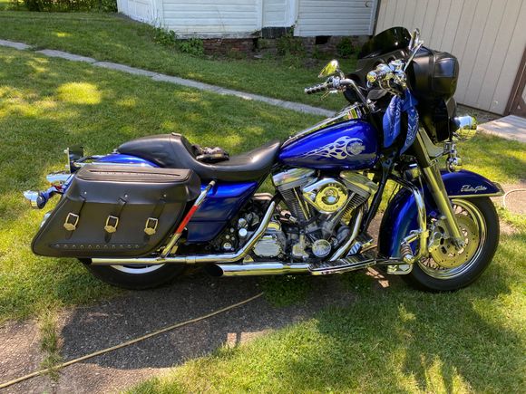 Cycle Shack Muffler Pipes.  With I could find another set for my Road King  