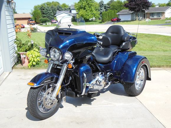 Wash and wax while it was in the 60s. Snow and salt are coming.