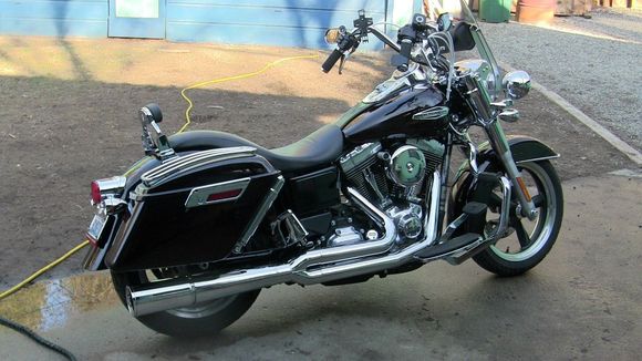 V&H Propipe Flush Gas Caps, and the Combo Tach/Speed-o-meter