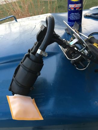 Here the hinge is in the position in the tank