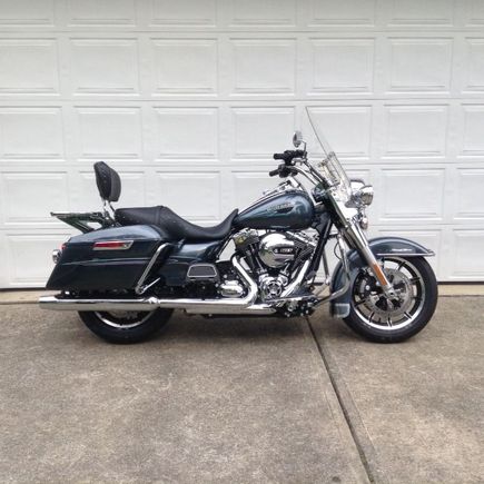 2015 Roadking FLHR Blackmagic Custom color