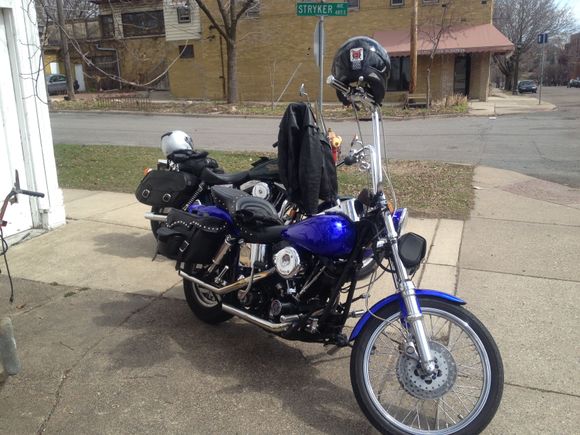 My younger brother's '80 FXWG. Great bike!
Notice it's not fxDwg. They weren't Dynas.