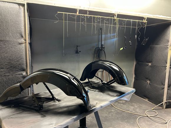 painting the fenders and some other parts 