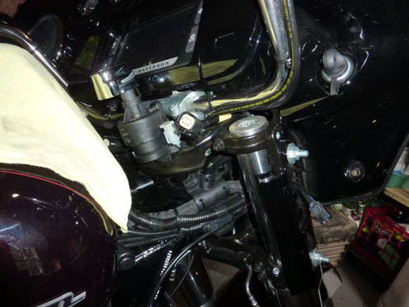 The right side accessory plug