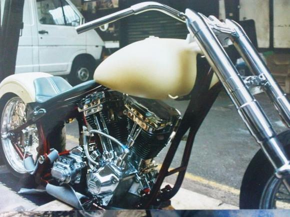 Let's start..With a fully polished engine &amp; drive-train, and a very special fork covers..