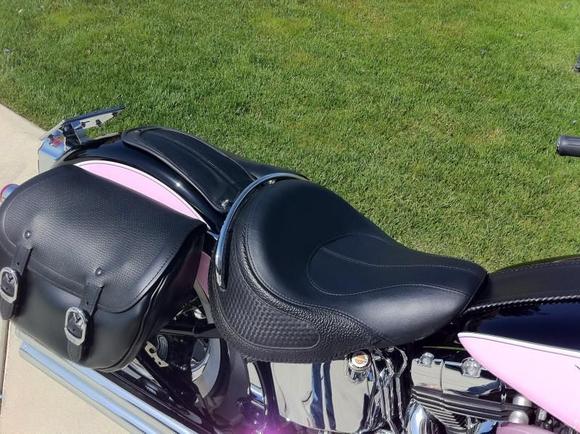 Carrie Deluxe Solo Saddle