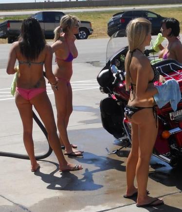 Bike Wash Gals 2