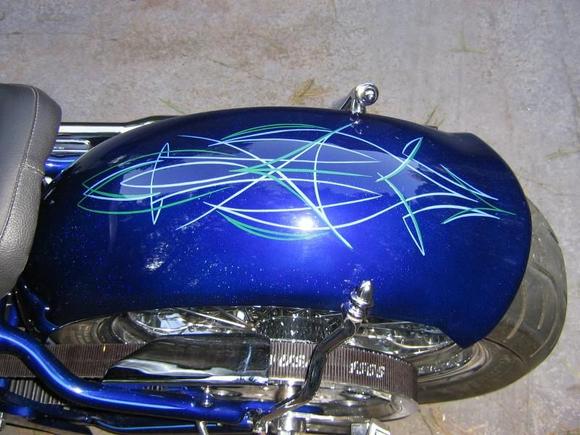 Fender stripes