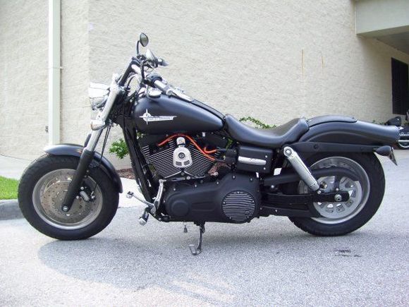 Fat Bob Black 003