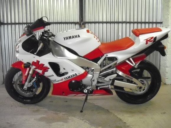 1998 YZF-R1