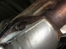 Heat shield screw left front