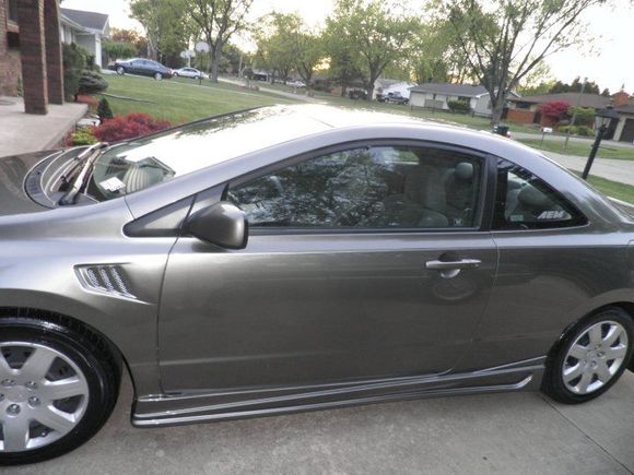 Another side view showing my side skerts and MLB fenders!!!