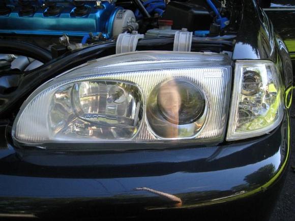 HEADLIGHT CORNER LENS