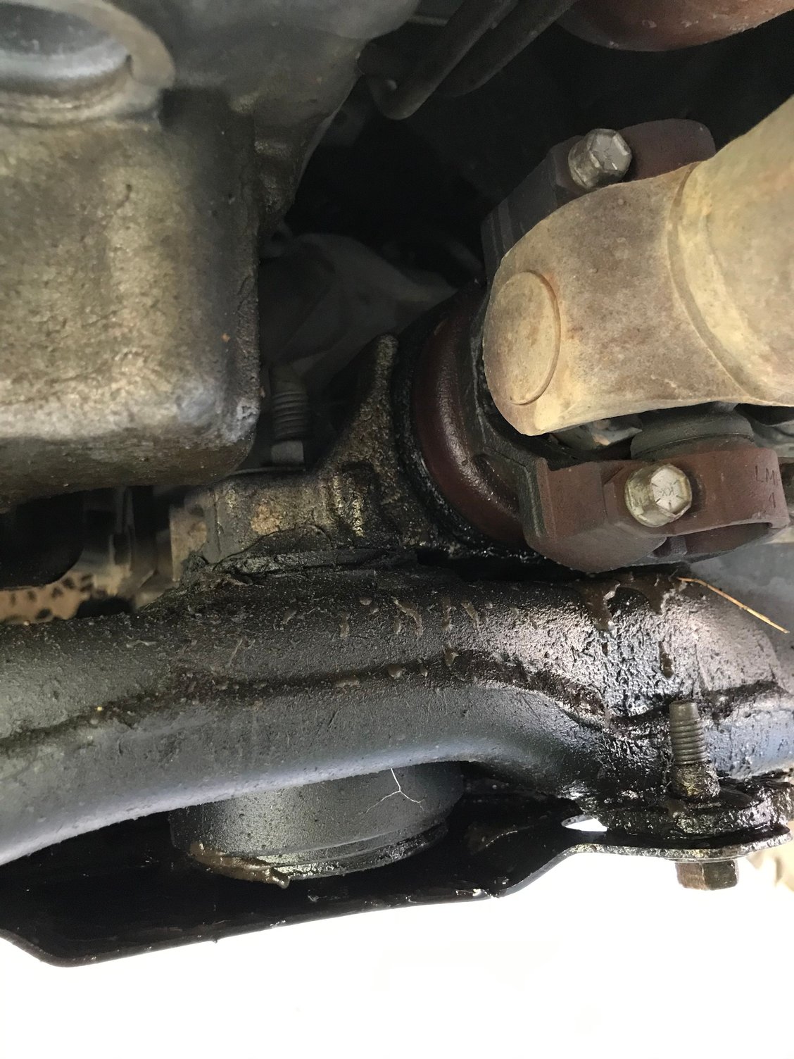 Axle leak. Seals or cv? Hummer Forums Enthusiast Forum for Hummer