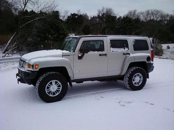Sure we get snow in Texas!  And the Duratracks got me to work just fine when everyone else stayed at home infront of the fire.