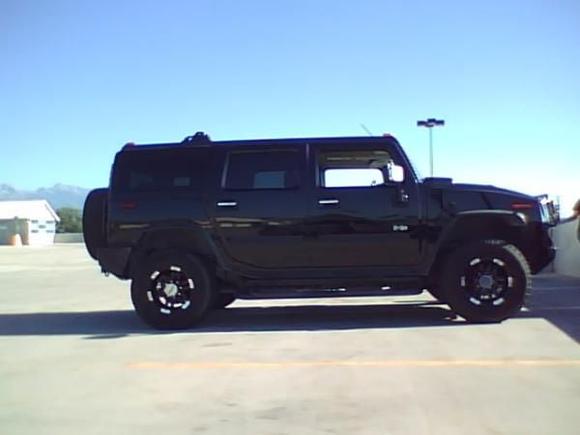 08 19 09 1740   MY H2 with Moto Metal Rims. Old pic.