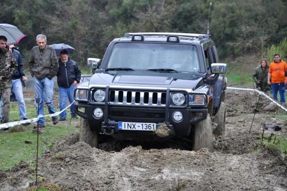 hummer h3 goodyear dura track tires ioannina greece owner zarogiannis sotiris