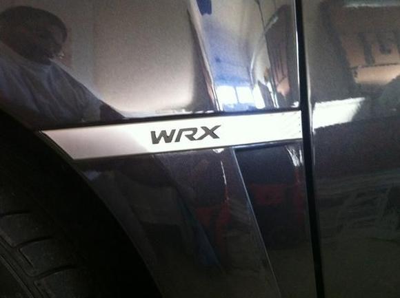 painted side emblem! hopefully no one else has this.
