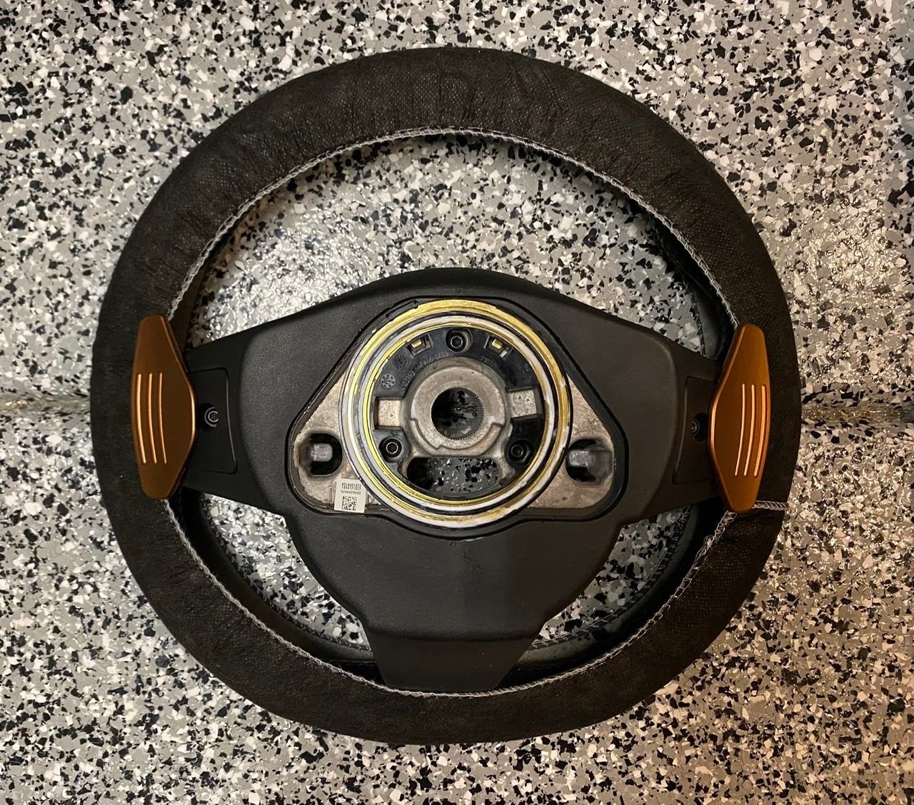 Steering/Suspension - Jaguar  F-Type Sports Steering Wheel - Used - 2017 to 2020 Jaguar F-Type - Valencia, CA 91354, United States