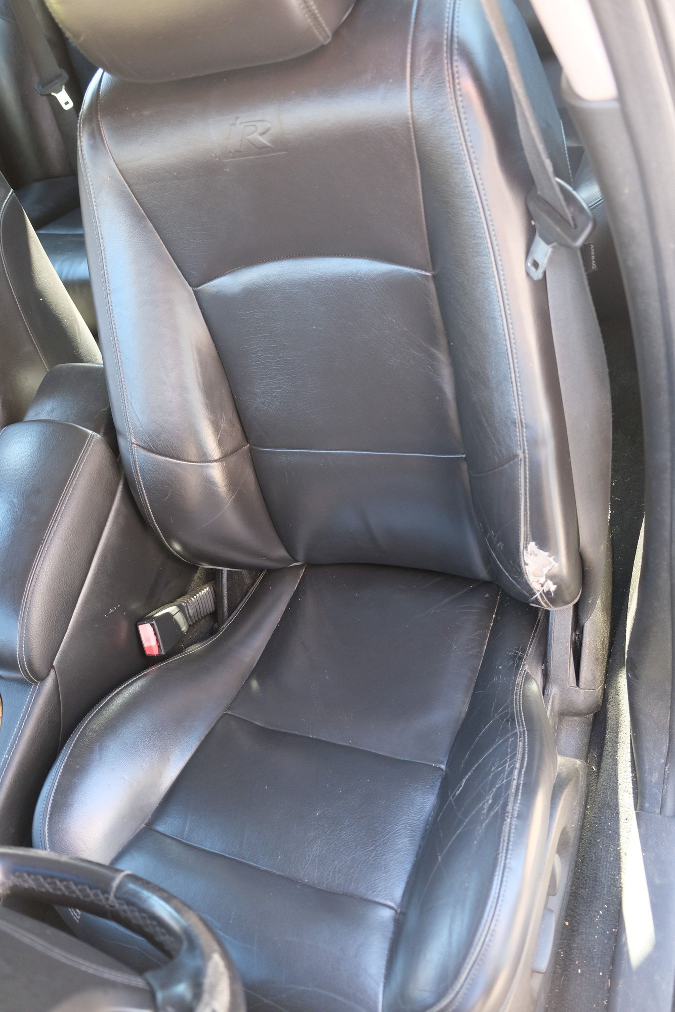 2005 Jaguar S-Type - FOR SALE - 2005 STR - For Repair or Parts - Used - VIN SAJWA03V951N26032 - 8 cyl - 2WD - Automatic - Sedan - Silver - Burtonsville, MD 20866, United States
