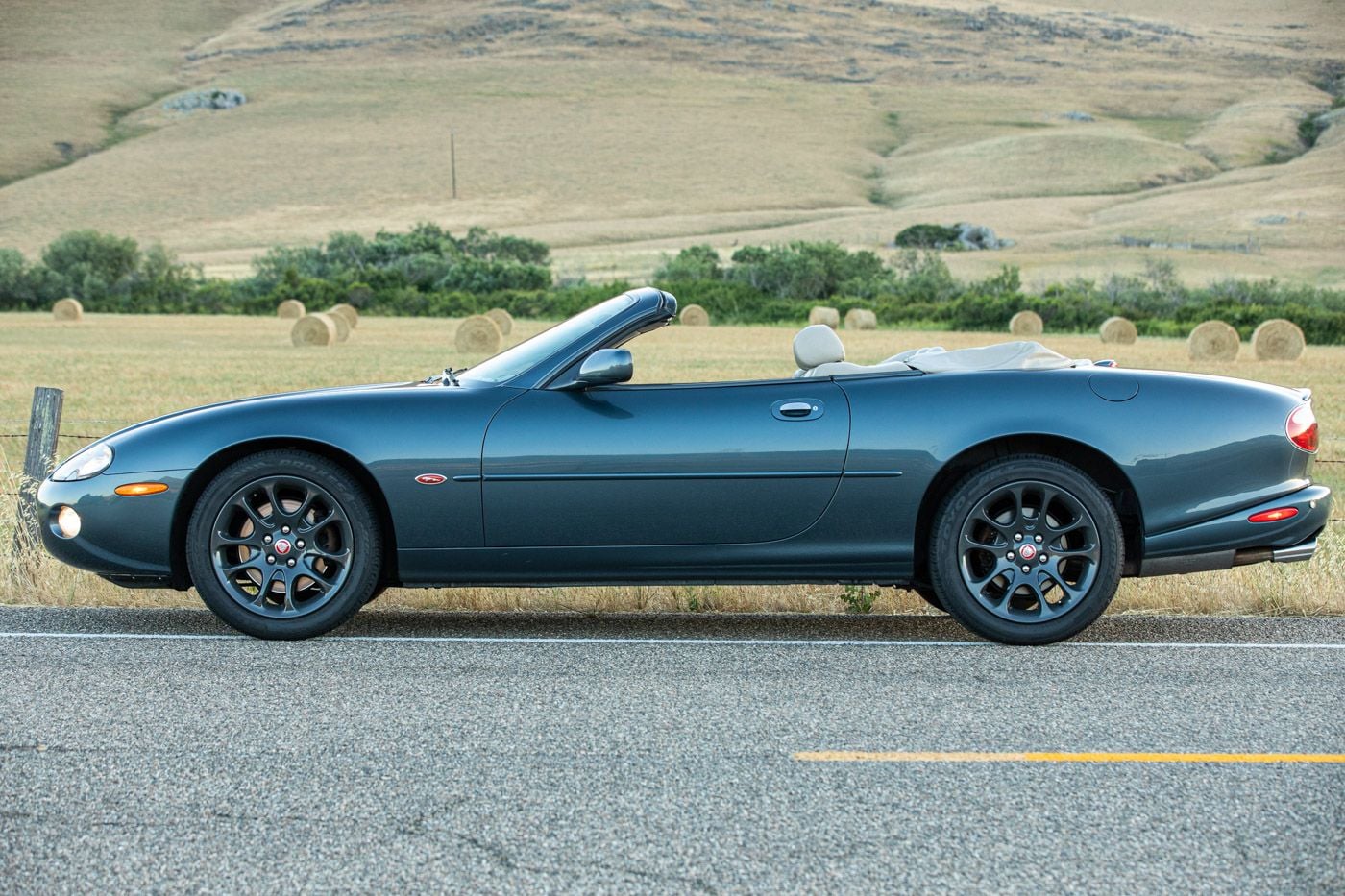 2001 Jaguar XKR - 2001 Jaguar XKR - Used - VIN SAJDA42B91PA14965 - 128,414 Miles - 8 cyl - 2WD - Automatic - Convertible - Blue - San Luis Obispo, CA 93405, United States