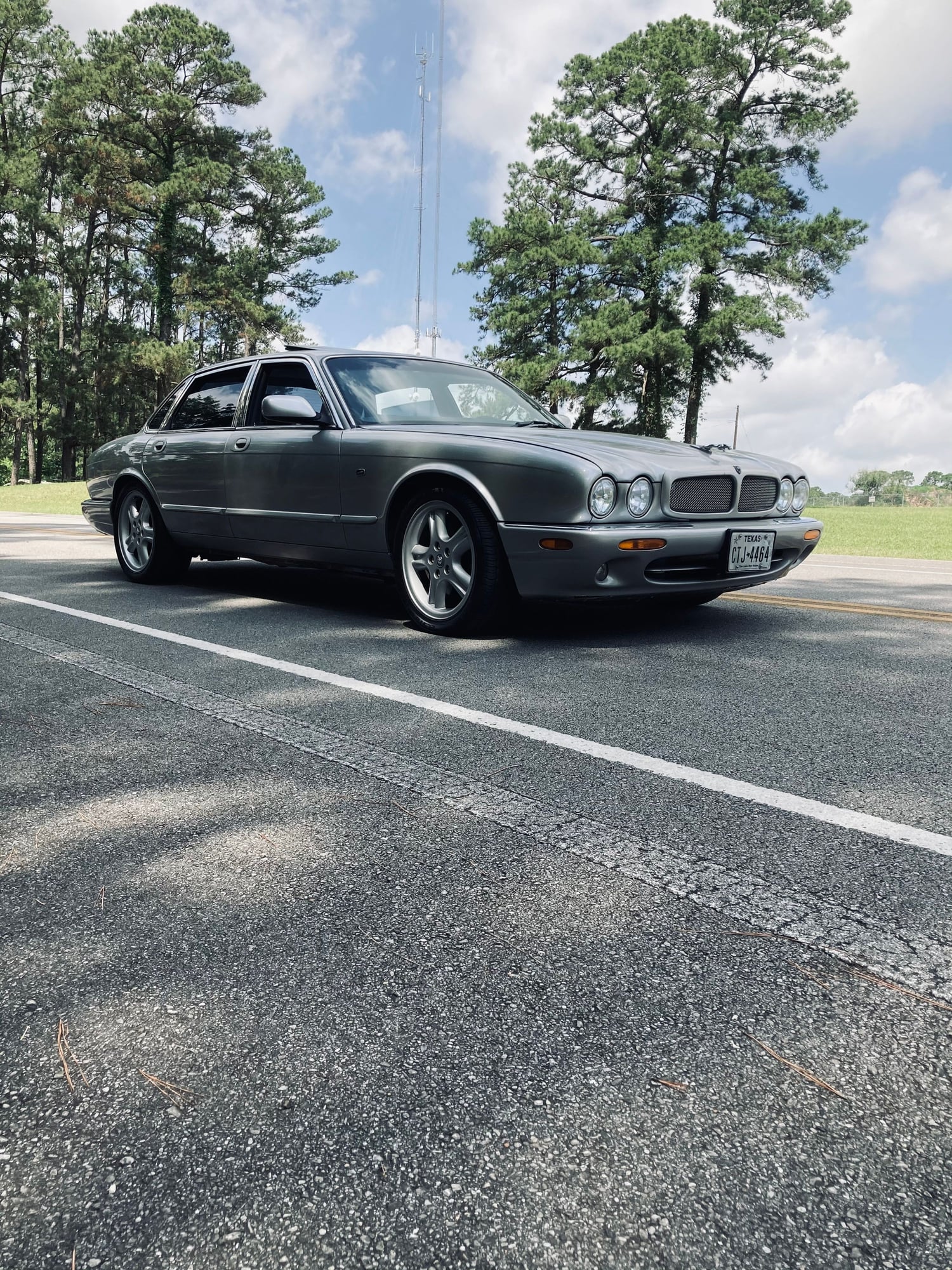 1999 Jaguar XJR - 99 XJR in Houston. - Used - VIN Sajpx1848xc860777 - 76,800 Miles - 8 cyl - 2WD - Automatic - Sedan - Silver - Houston, TX 77078, United States