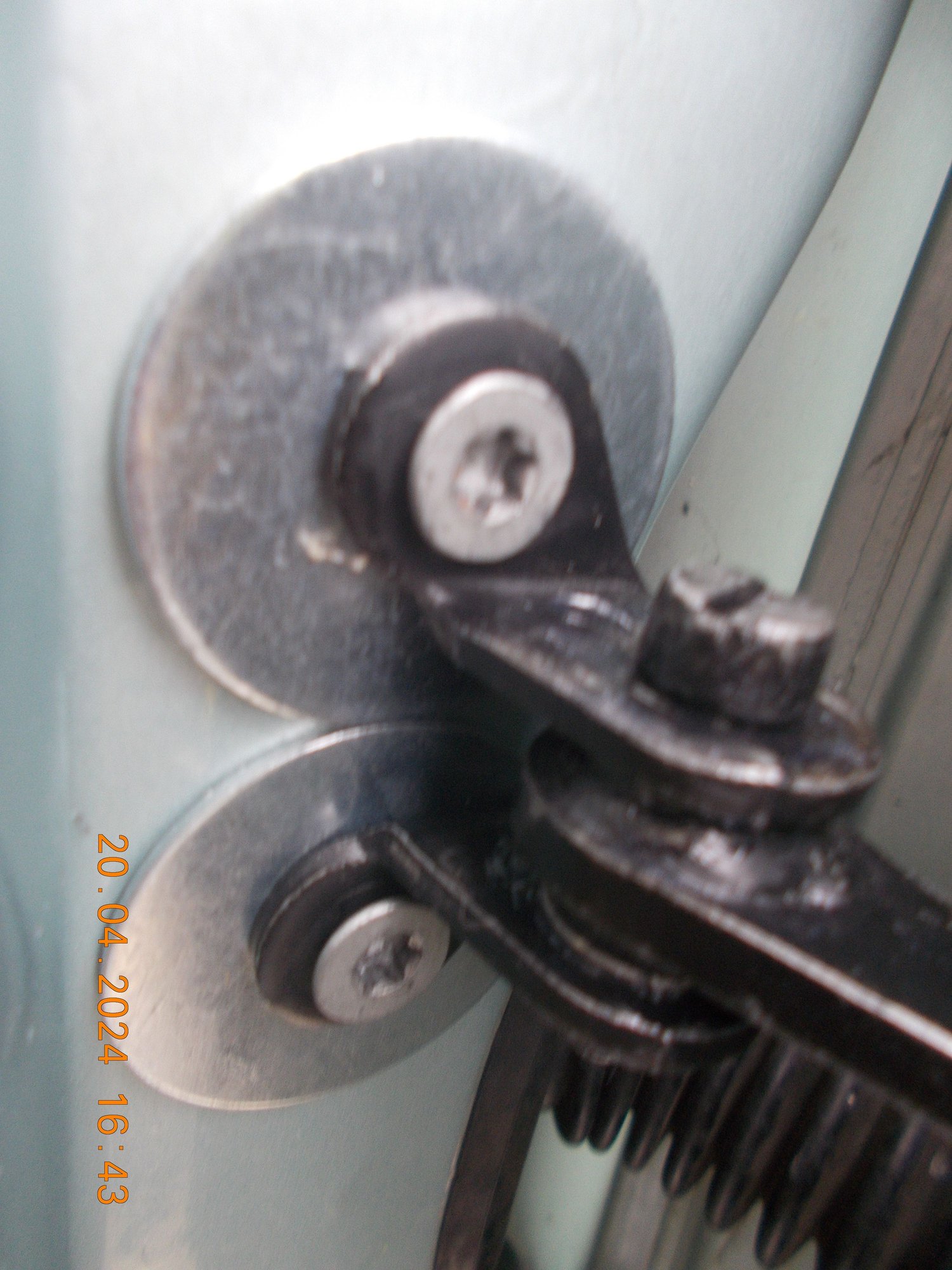 A pillar before cowling going on 