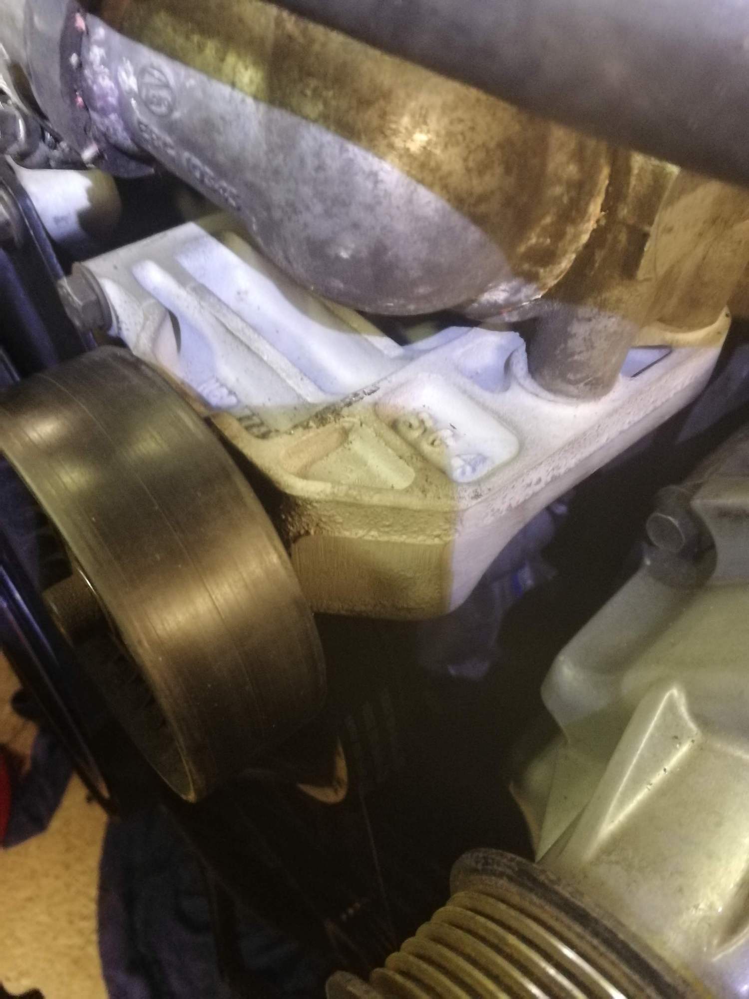 Miscellaneous - Looking for xjr6 s-belt idler pedestal, airbox - Used - 1994 to 1997 Jaguar XJR - Sweden