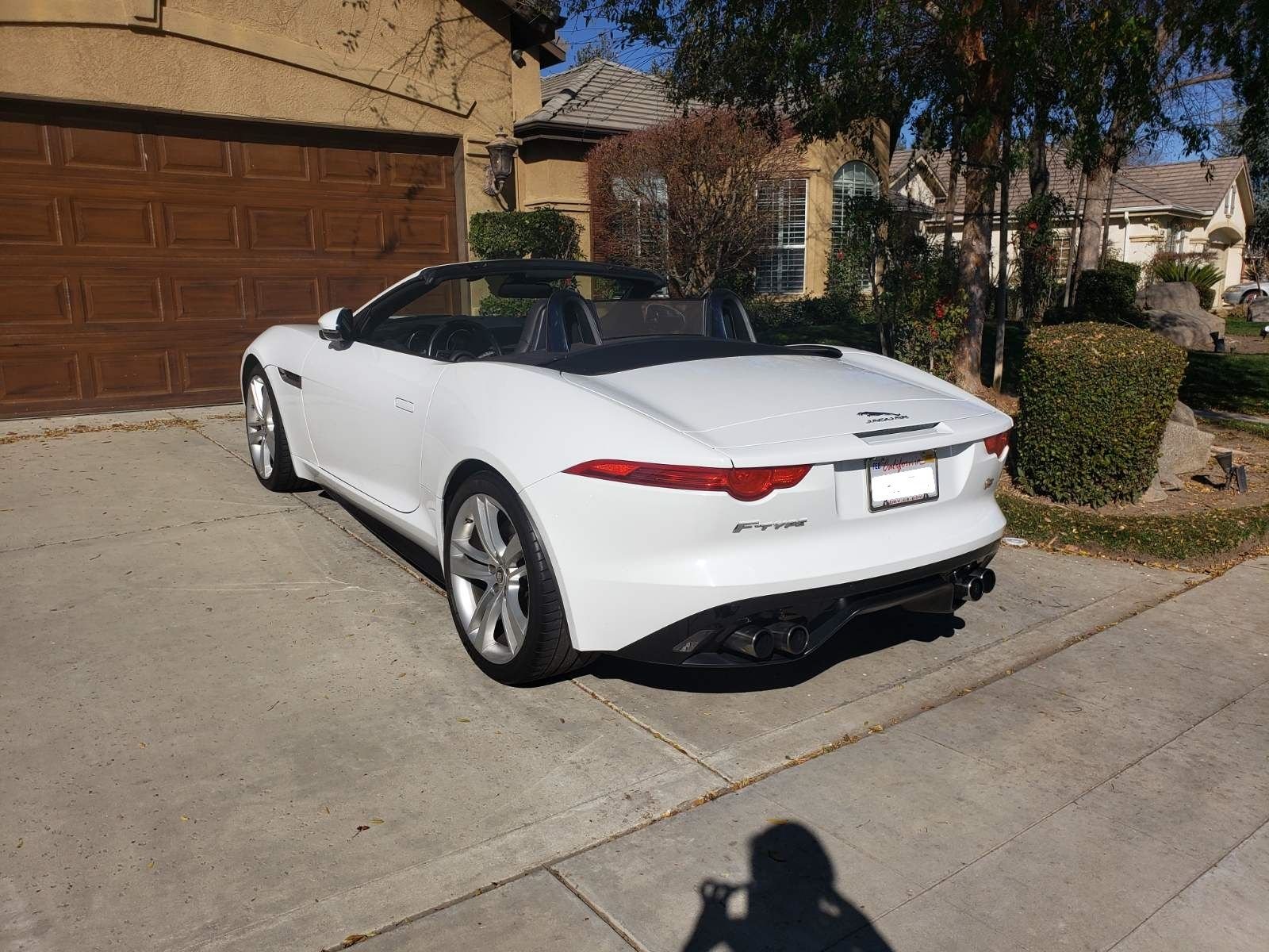 2014 Jaguar F-Type - 2014 Jaguar V8S - Used - VIN SAJWA6GL1EMK07752 - 56,300 Miles - 8 cyl - 2WD - Automatic - Convertible - White - Fresno, CA 93711, United States