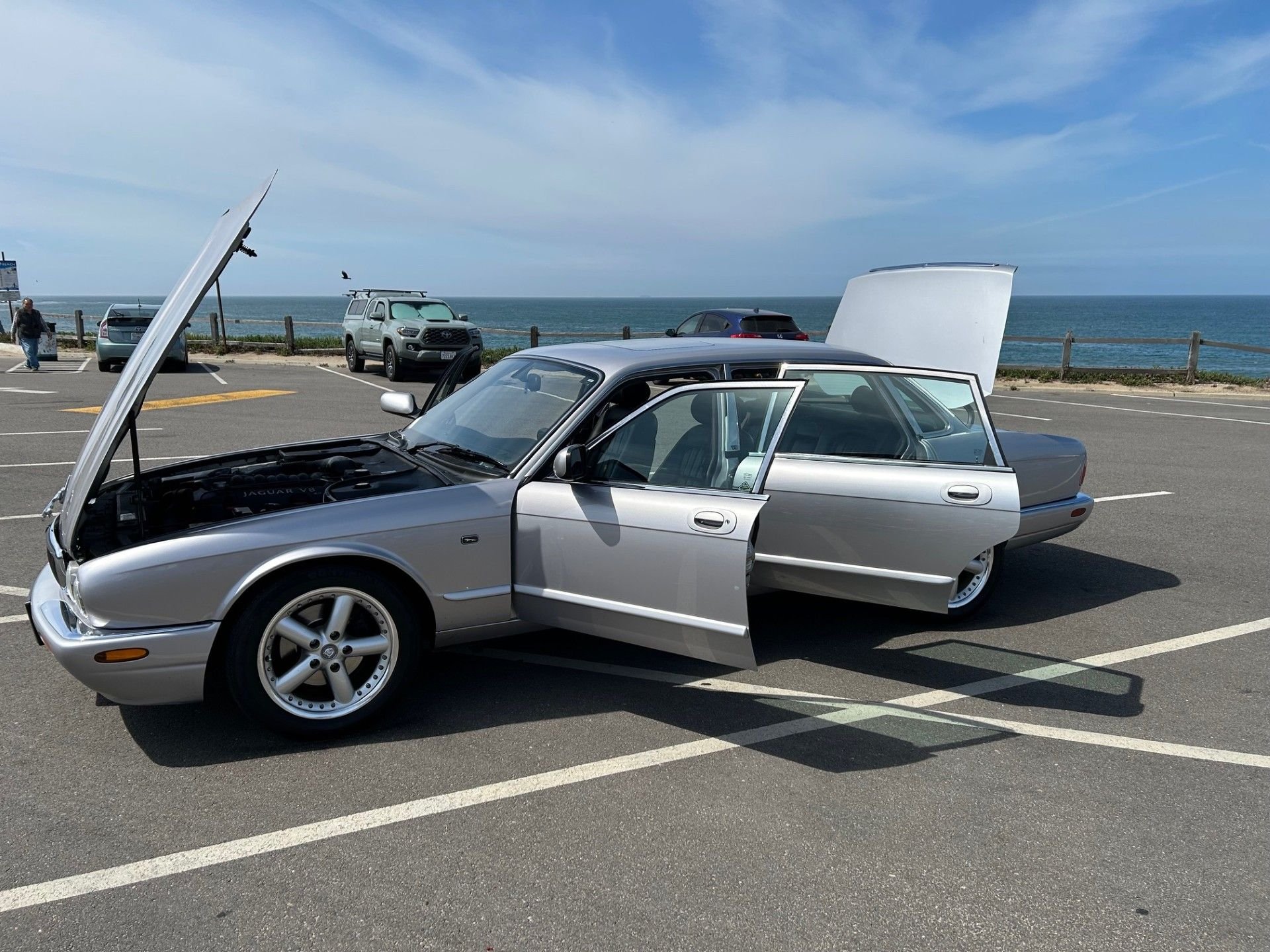 2000 Jaguar XJ8 - Amazing 2000 Jaguar XJ8 L Sport Silver Sedan w/ 111K Miles pure So. California Car - Used - VIN SAJDA23C4YLF06834 - 111,000 Miles - 8 cyl - 2WD - Automatic - Sedan - Silver - Redondo Beach, CA 90277, United States