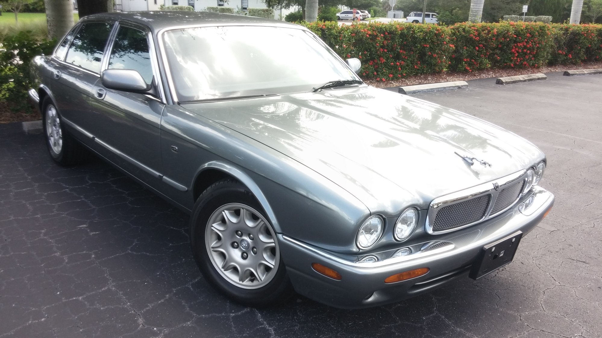 2003 Jaguar XJ8 - Fair inherited 2003 XJ8 Jag - Used - VIN SAJDA14C13LF52199 - 123,000 Miles - 8 cyl - 2WD - Automatic - Sedan - Gray - Port Charlotte, FL 33950, United States