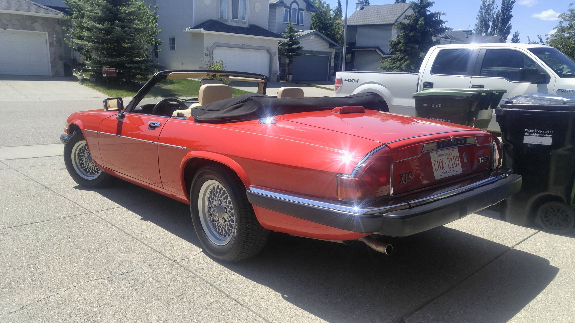 1991 Jaguar XJS - rarest of rare 1991 XJ-S classic collection V-12 cabriolet - Used - VIN SAJTW4843MC177741 - 56,001 Miles - 12 cyl - 2WD - Automatic - Convertible - Red - Calgary, AB T2Z3H7, Canada