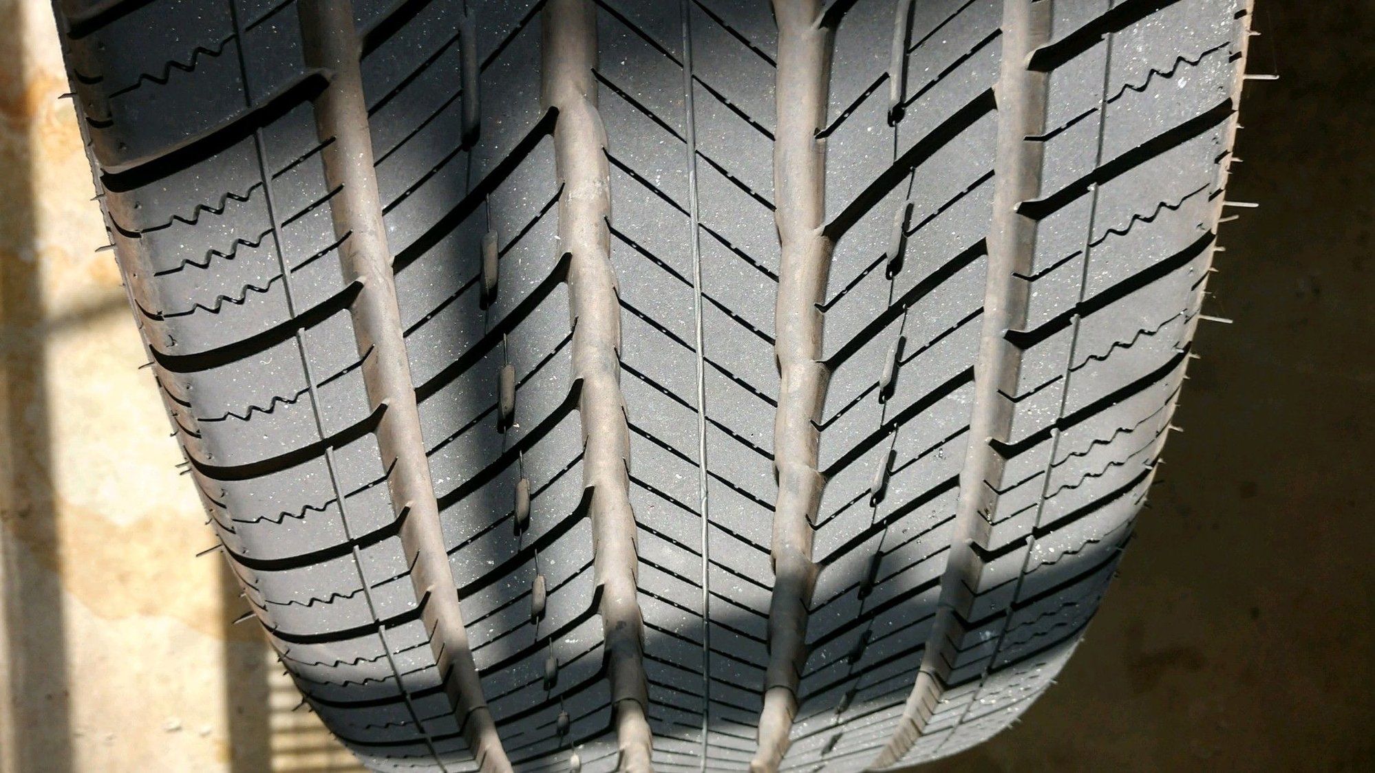 Wheels and Tires/Axles - set of XK8 wheels with like brand new tires, couple months old with 2k miles - Used - 1997 to 2015 Jaguar XK - Wellington, FL 33414, United States