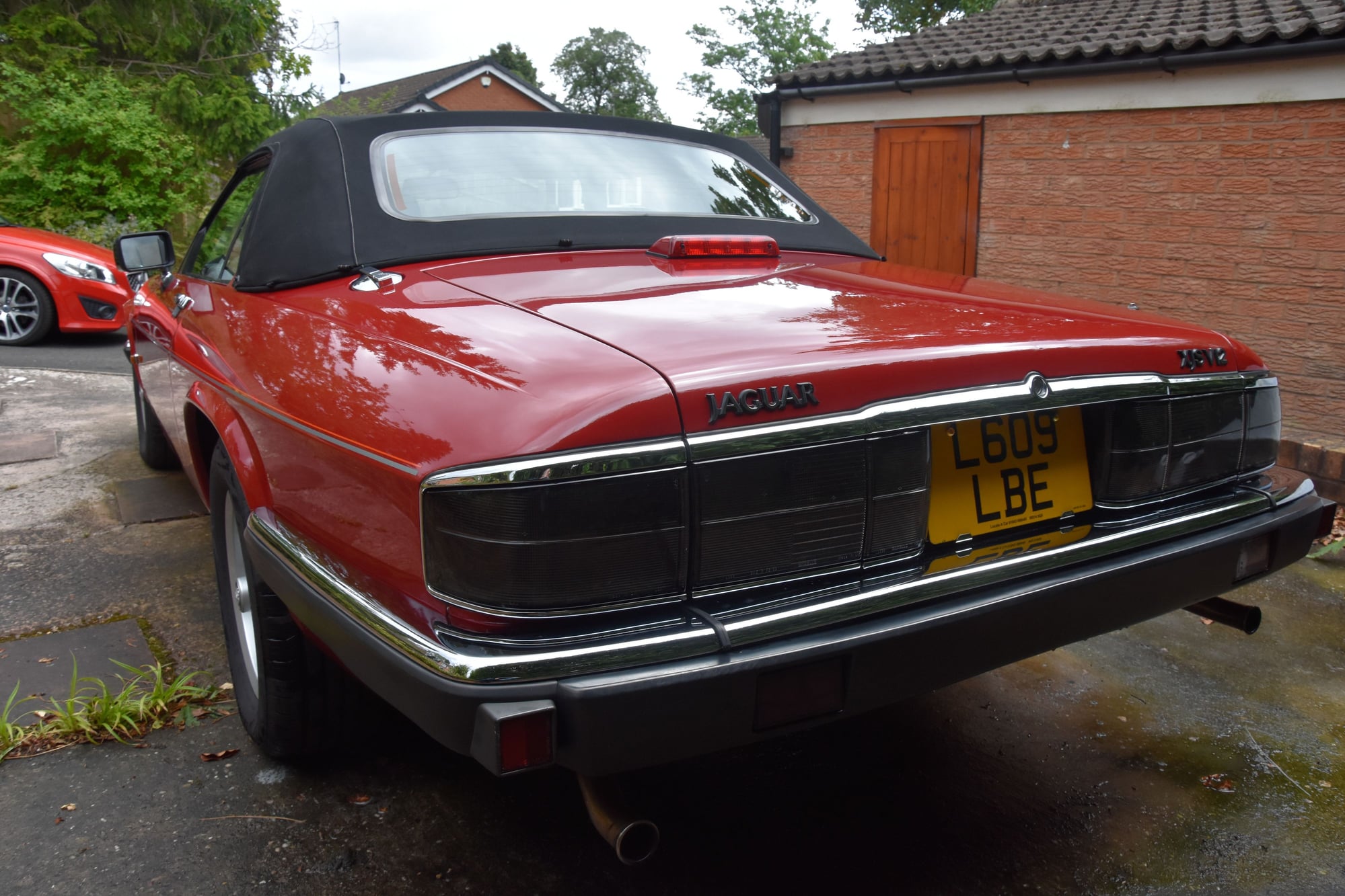 1993 Jaguar XJS - 1993 Jaguar XJS 5.3 V12 Convertible - Mechanically Restored - Outstanding - Used - VIN SAJJNJDW3EP182547 - 70,000 Miles - 12 cyl - 2WD - Automatic - Convertible - Red - Birmingham B388, United Kingdom