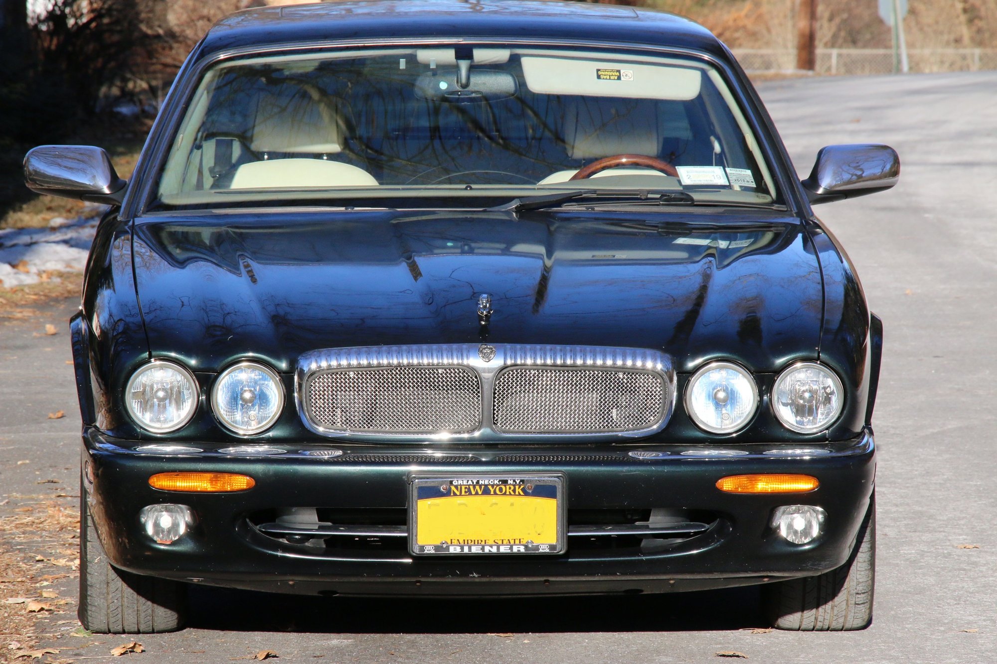 1998 Jaguar Vanden Plas - 1998 Jaguar Vanden Plas XJ8 - Used - VIN SAJKX624XWC837130 - 106,800 Miles - 8 cyl - 2WD - Automatic - Sedan - Other - Wappingers, NY 12601, United States