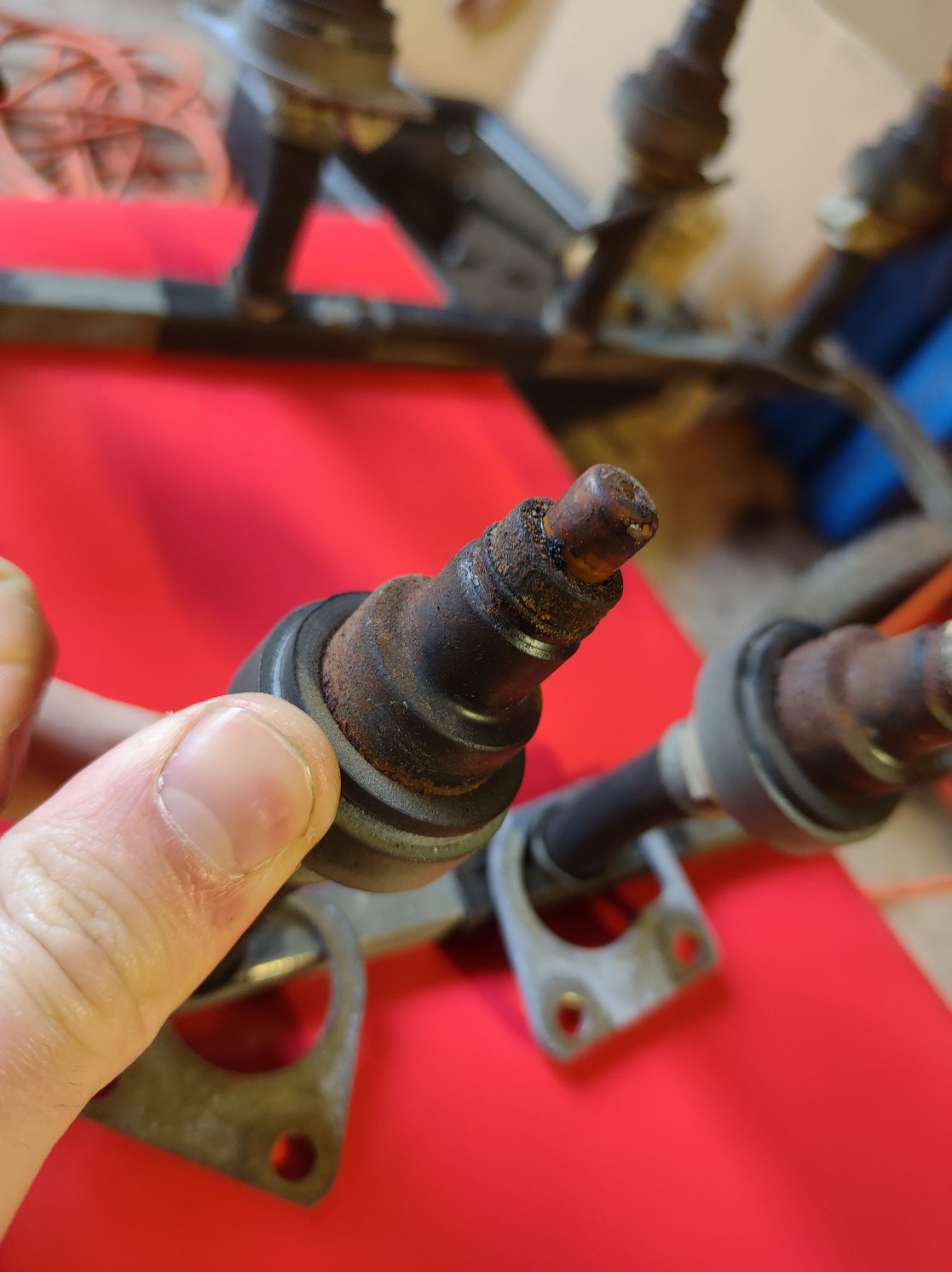 Proper replacement for HE 5.3 V12 fuel injectors Jaguar Forums