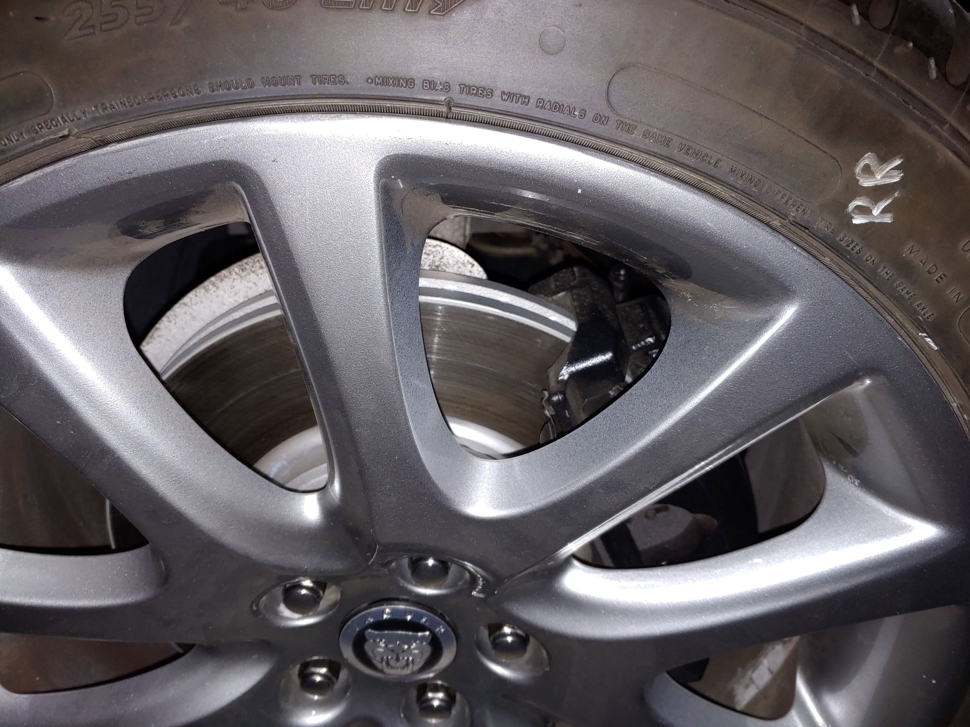 2008 Jaguar XJ8 - Super Clean 2008 XJ with Extras!! - Used - VIN SAJWA71B48SH28022 - 64,820 Miles - 8 cyl - 2WD - Automatic - Sedan - Gray - Severn, MD 21144, United States