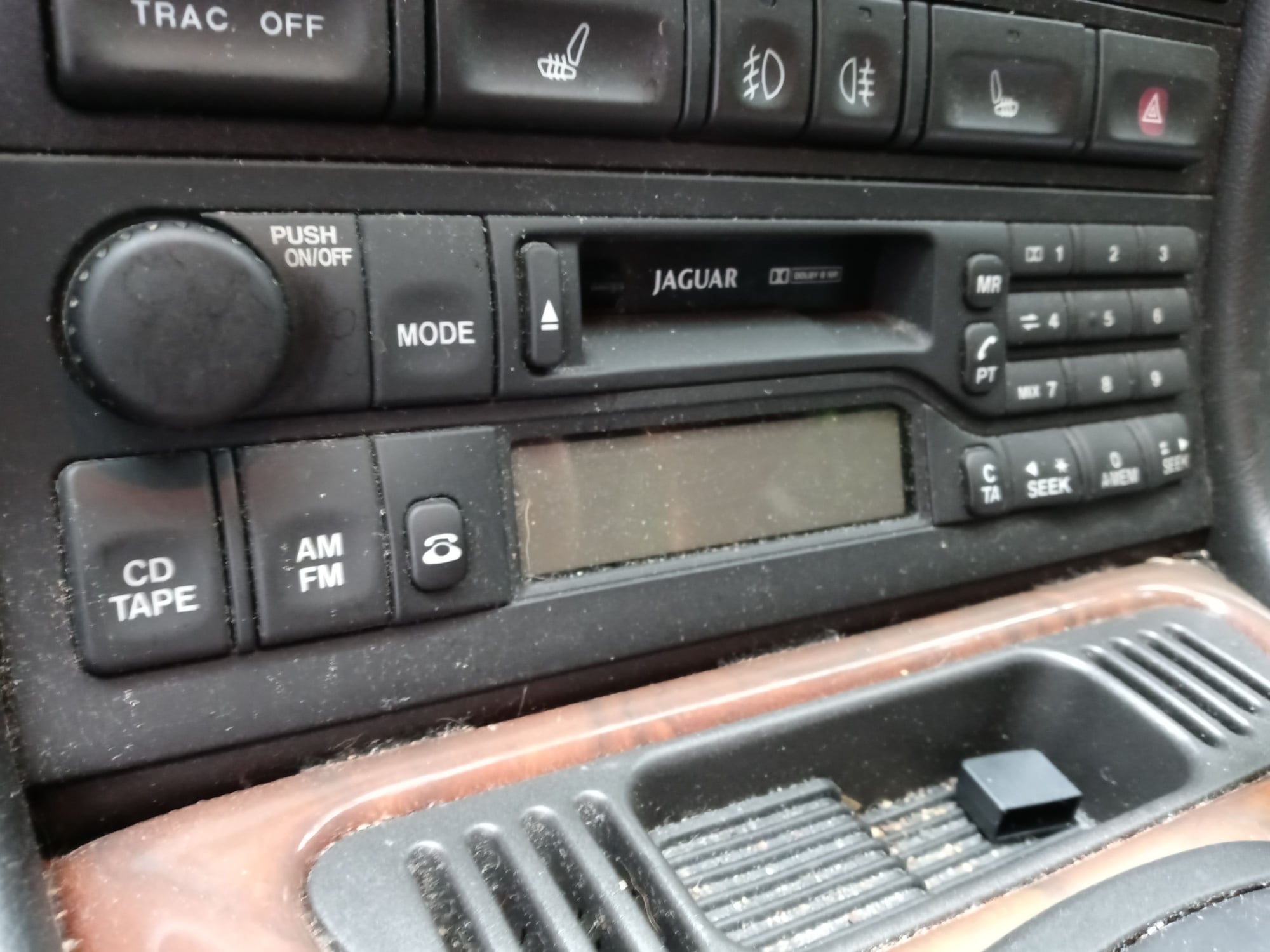 1997 Jaguar XK8 - 99 - 06 Alpine Head Unit Radio, Amp, CD Changer and cartridges. - Audio Video/Electronics - $75 - Atlanta, GA 30339, United States